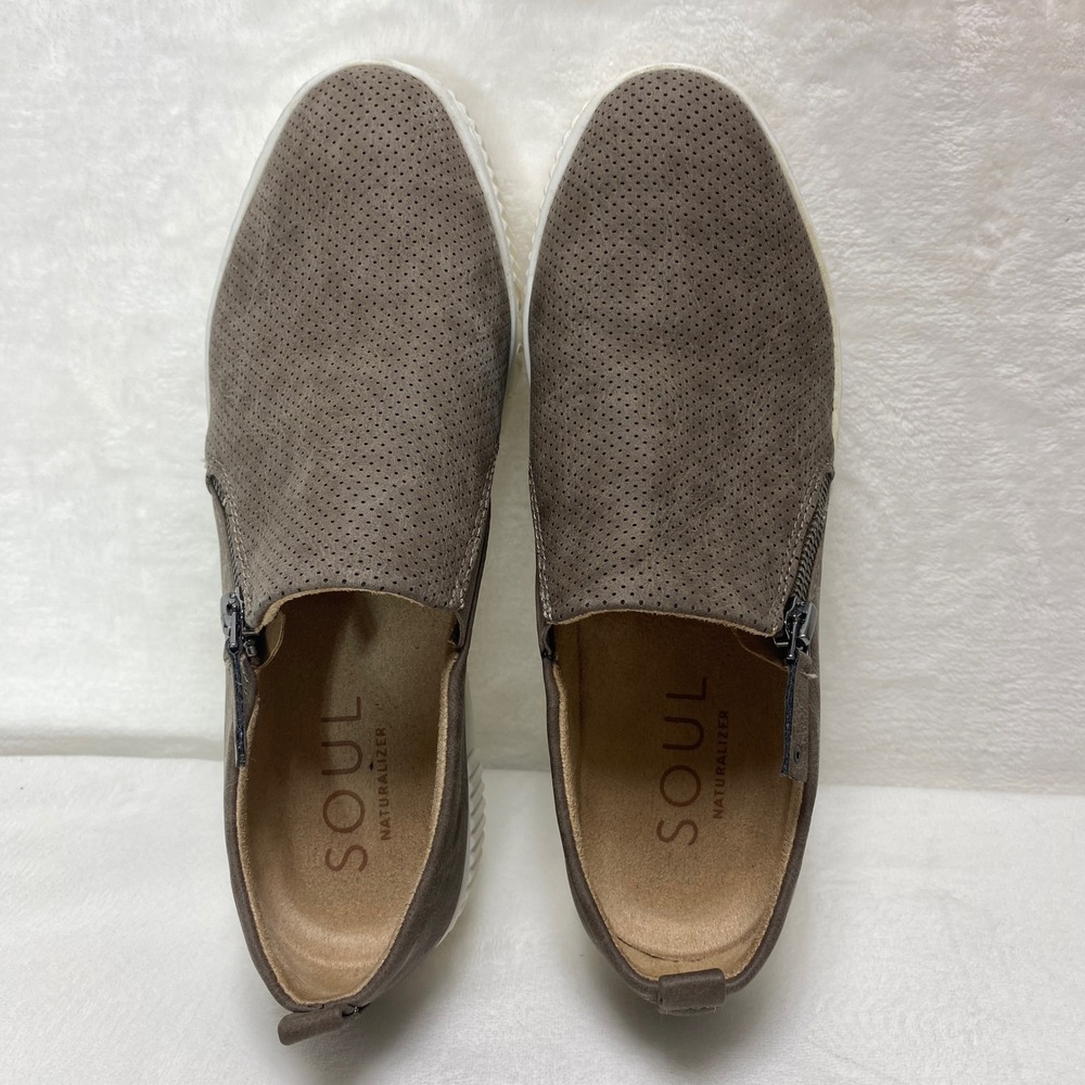 SOUL Naturalizer Womens Turner Gray Slip On Sneakers Side Zip‎ Taupe Tan 8.5M